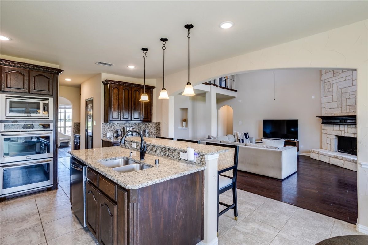 303 Fountain Creek Court Ovilla TX 75154