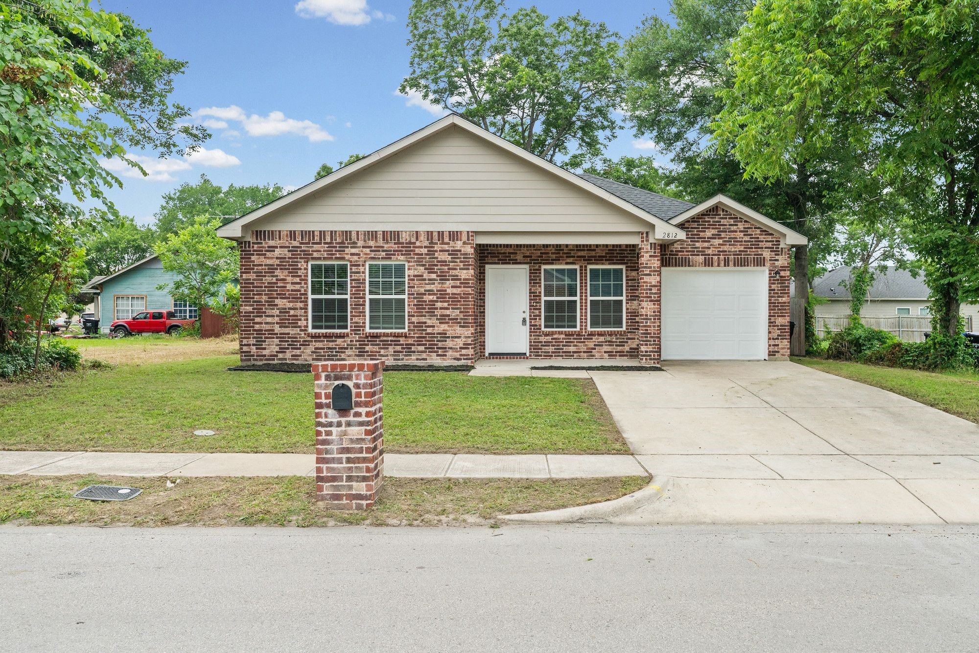 2812 Bourland Street Greenville TX 75401