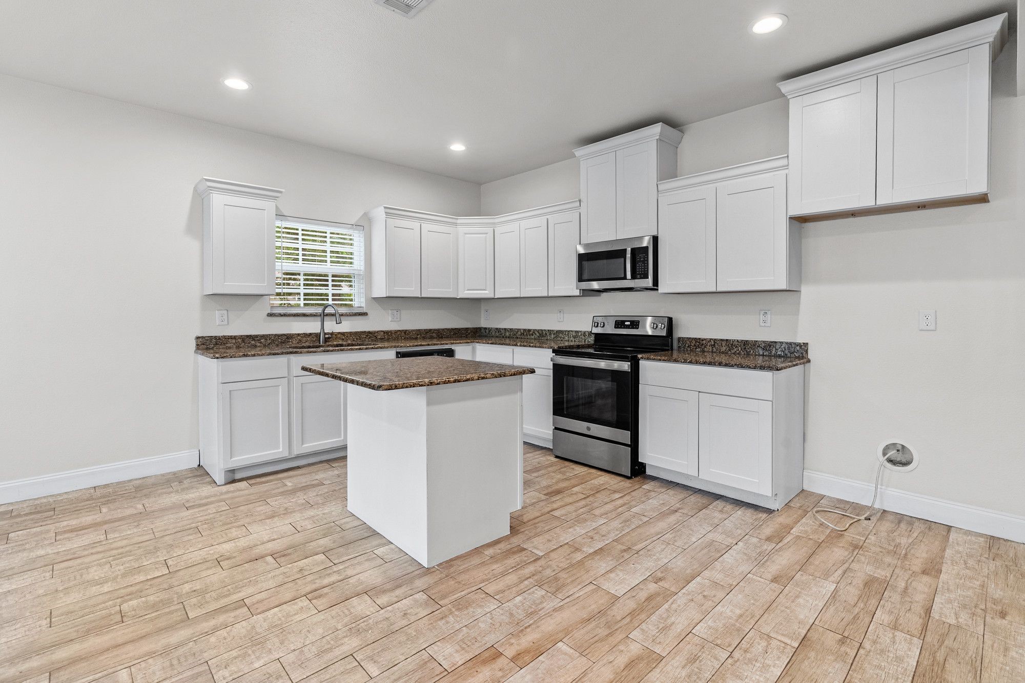 2812 Bourland Street Greenville TX 75401
