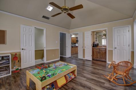1413 Wagonwheel Court Irving TX 75061