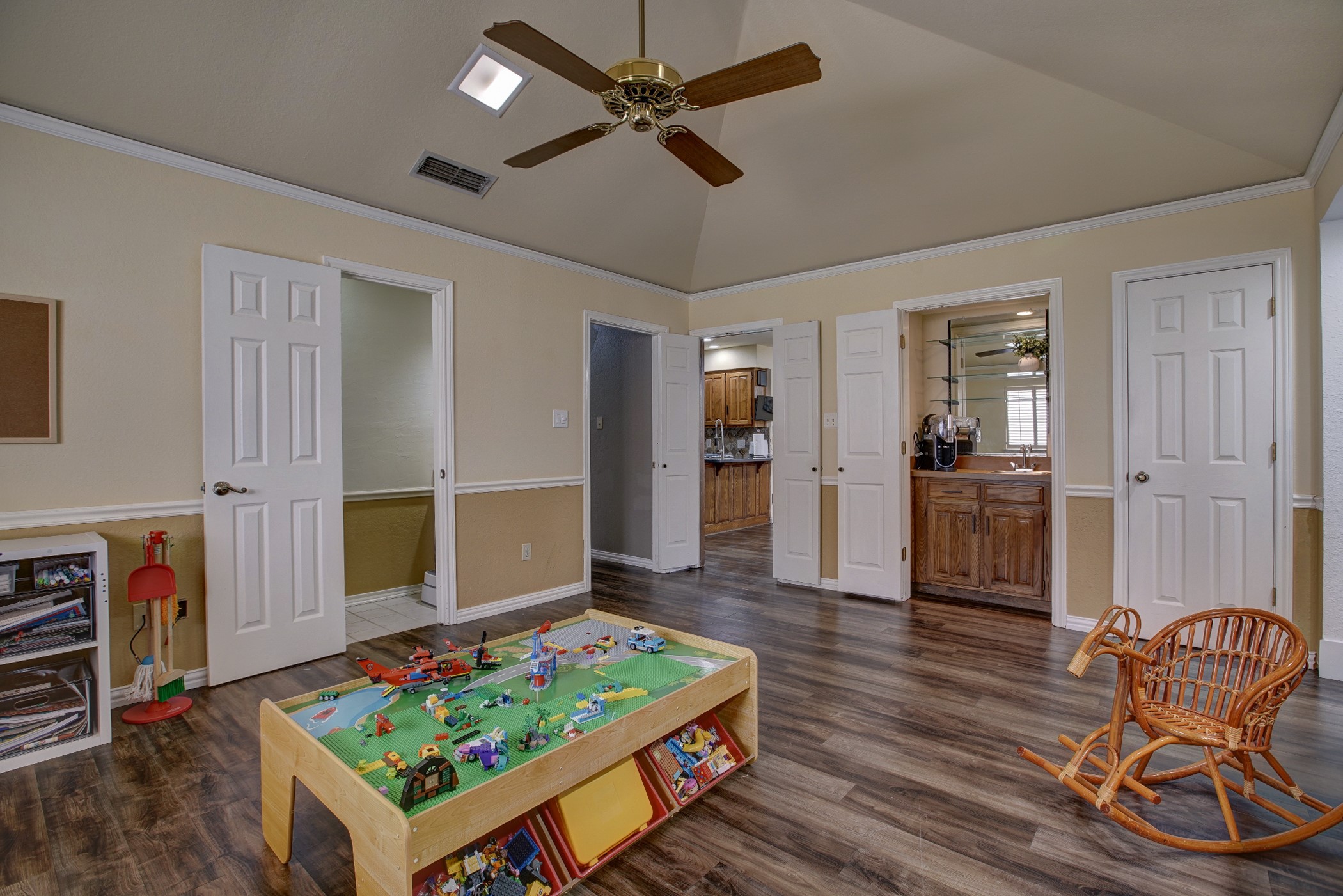 1413 Wagonwheel Court Irving TX 75061