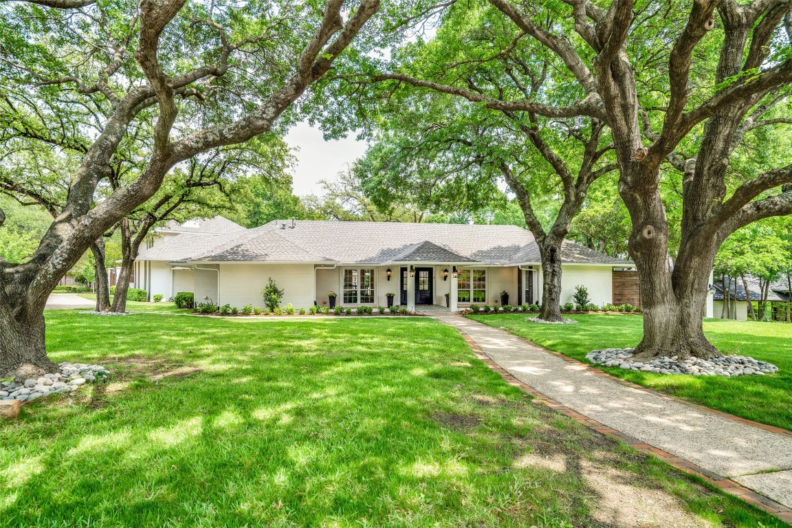 13220 Laurel Wood Lane Dallas TX 75240