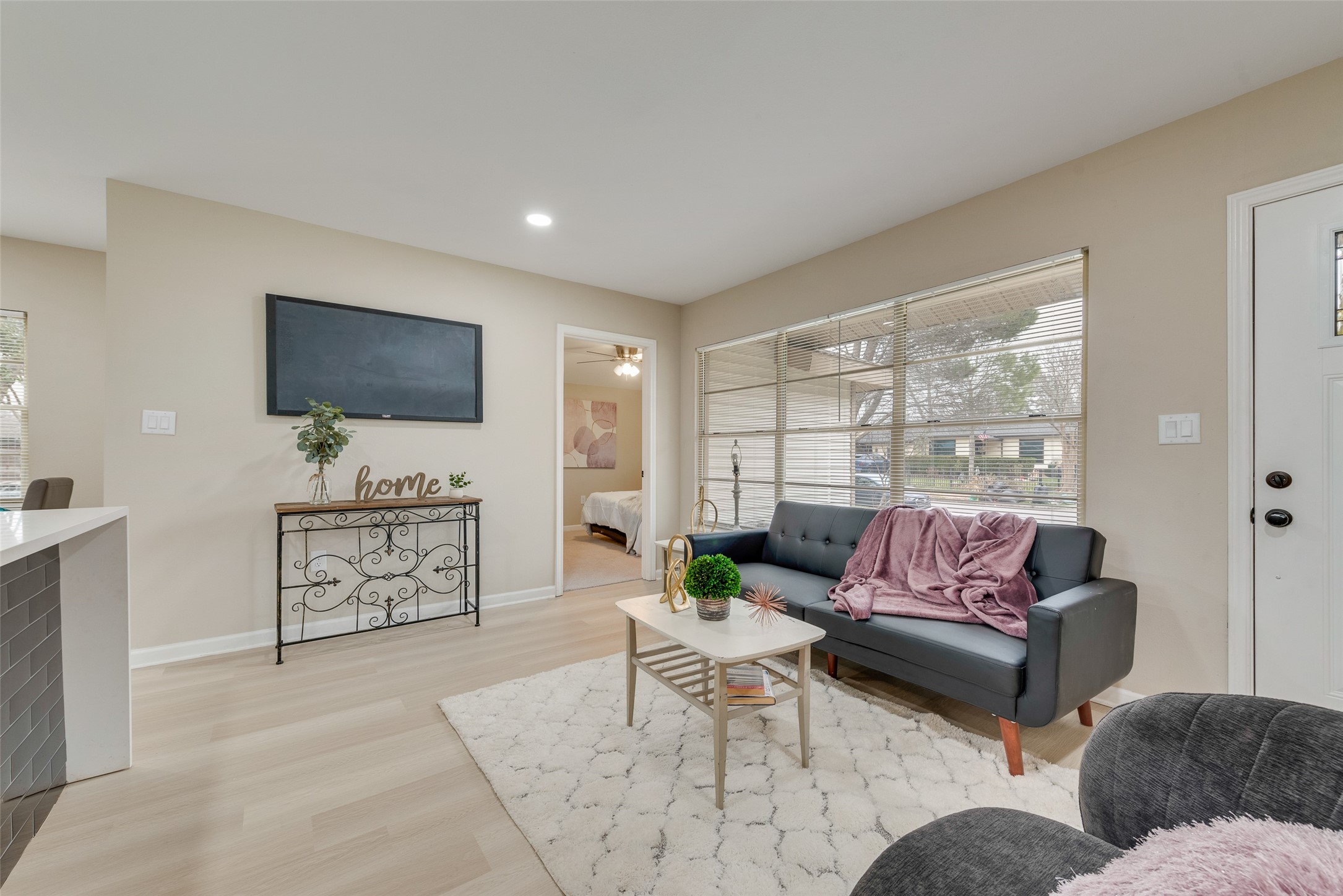 10913 Desdemona Drive Dallas TX 75228