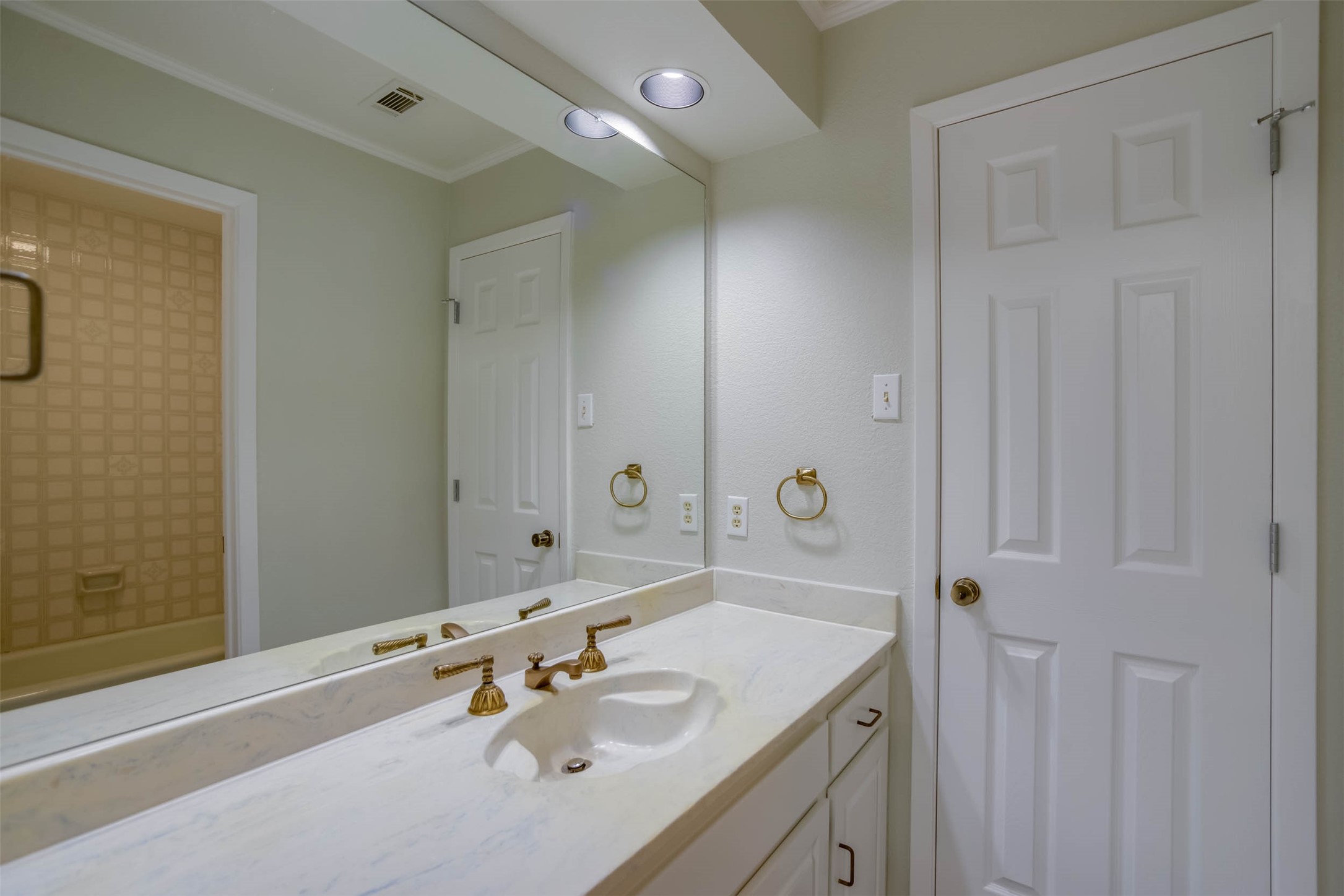 6204 Bluff Point Drive Dallas TX 75248