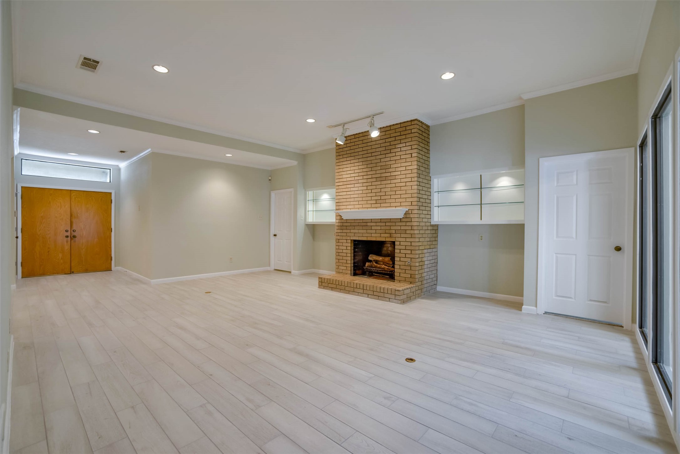 6204 Bluff Point Drive Dallas TX 75248