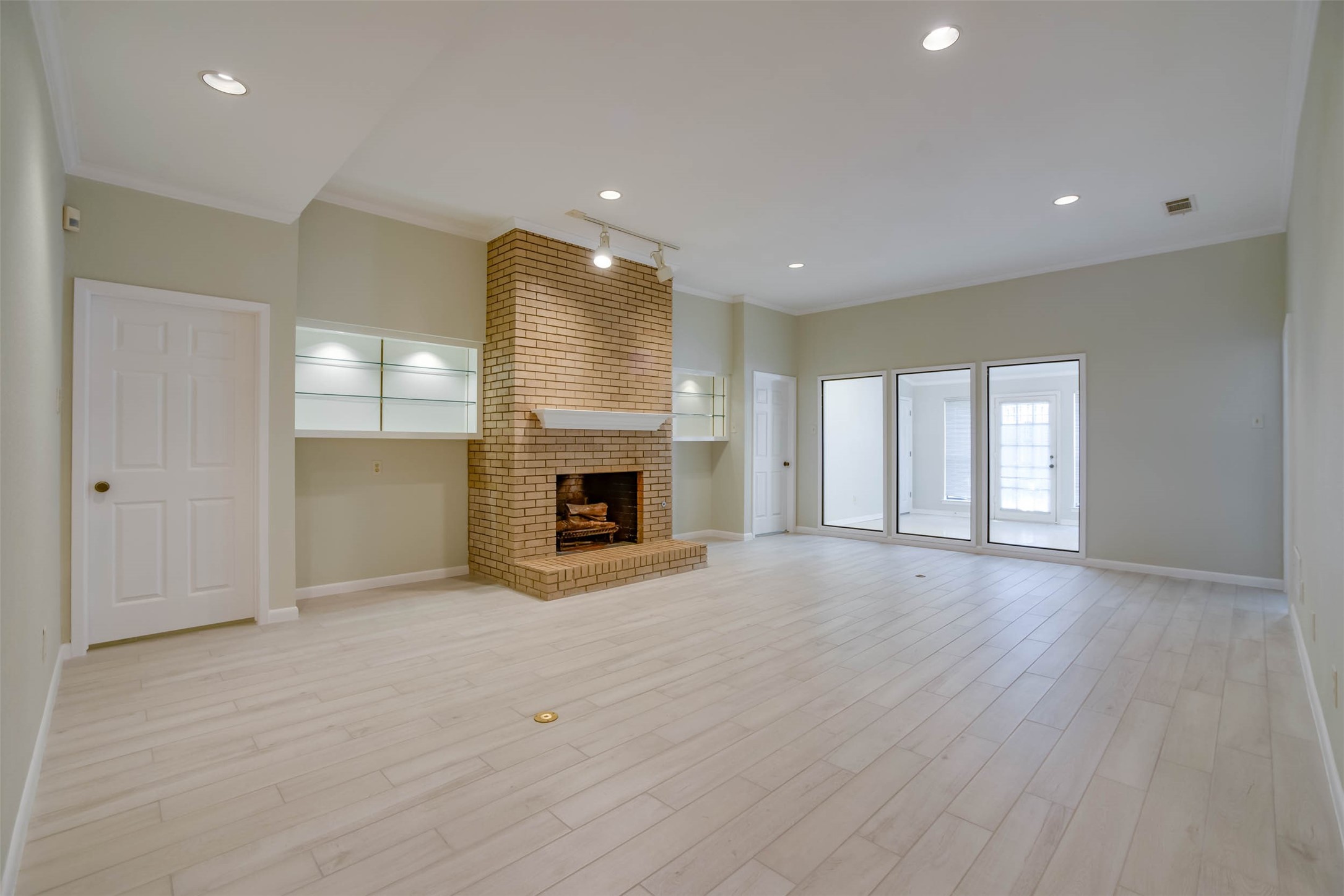 6204 Bluff Point Drive Dallas TX 75248