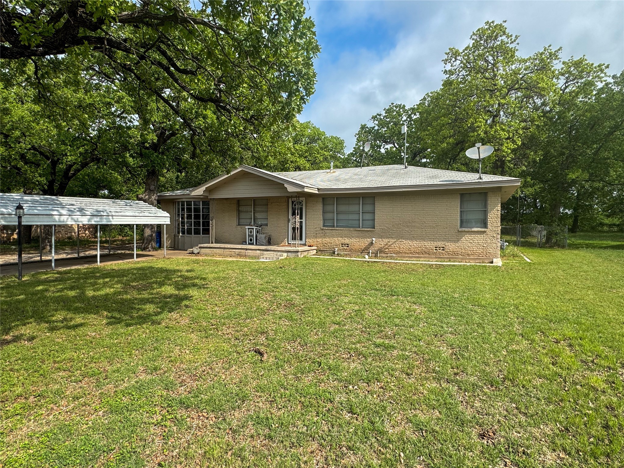 406 Mockingbird Lane Chico TX 76431