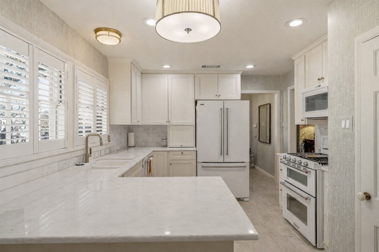 421 W Hazelwood Drive Fort Worth TX 76107