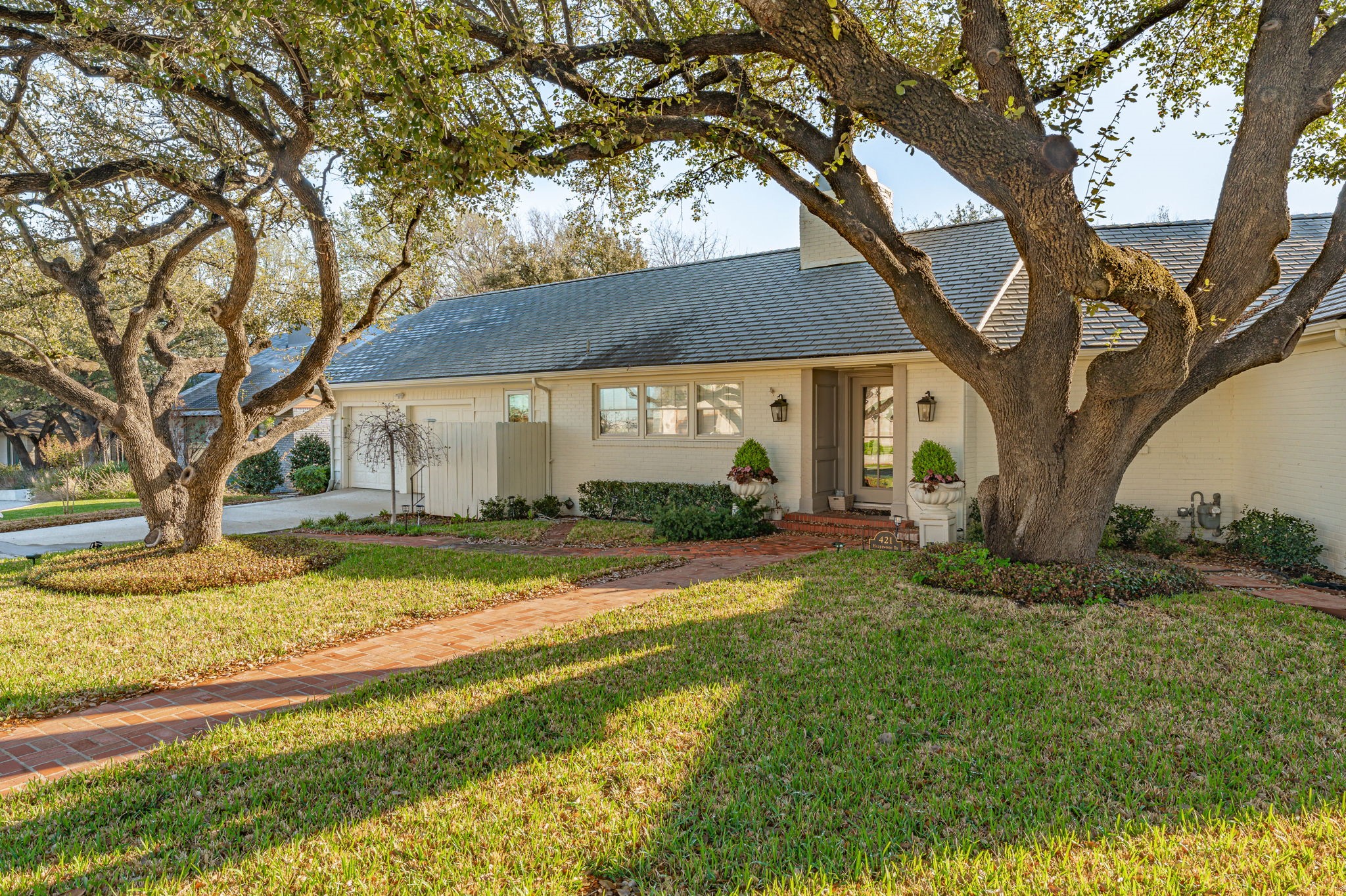 421 W Hazelwood Drive Fort Worth TX 76107