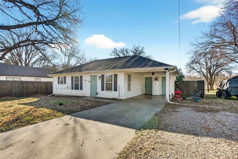 1001 S 4th Street Bonham TX 75418