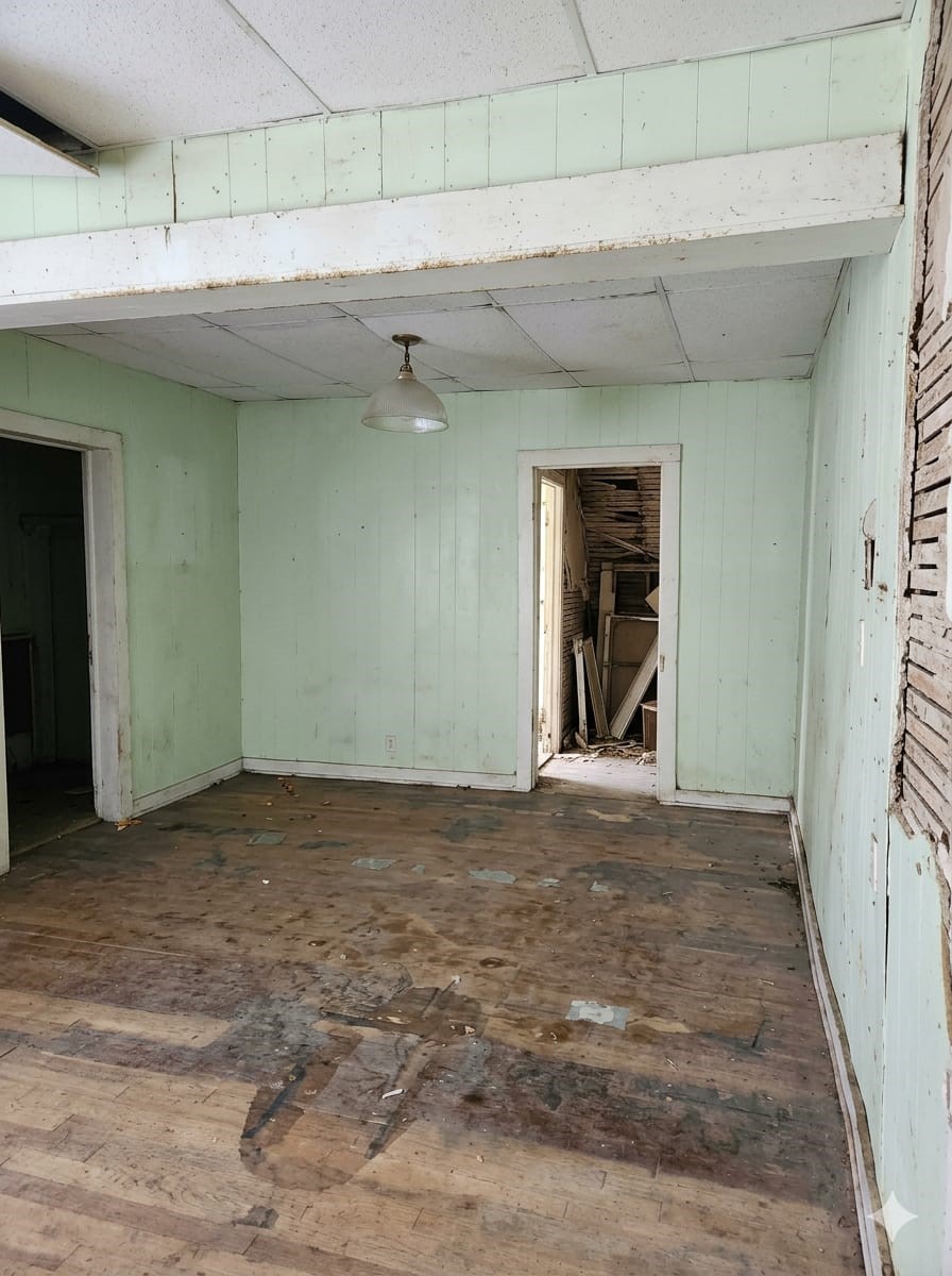 501 N Houston Street De Leon TX 76444