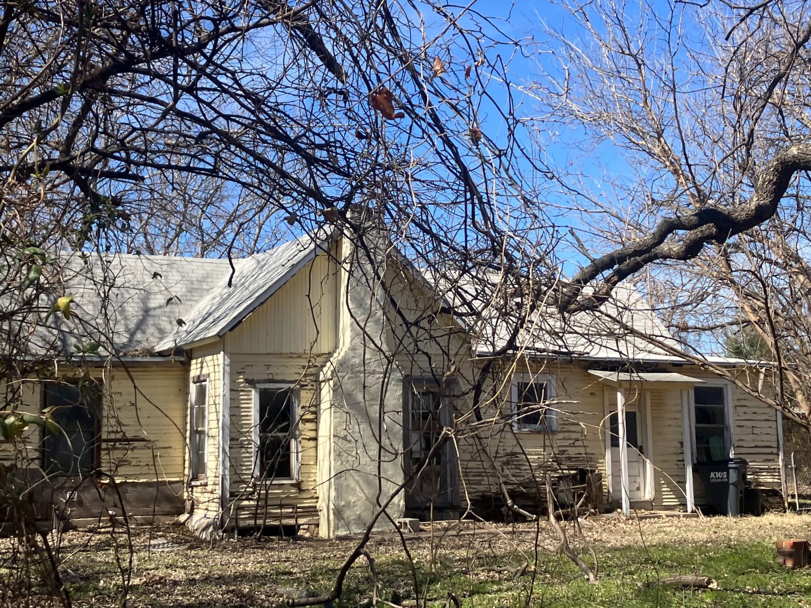 501 N Houston Street De Leon TX 76444