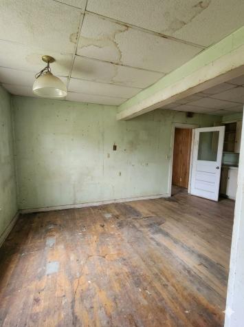 501 N Houston Street De Leon TX 76444