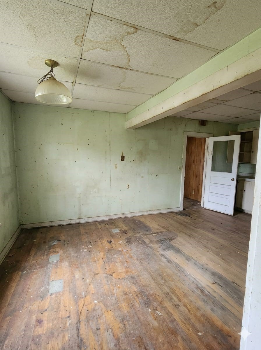 501 N Houston Street De Leon TX 76444