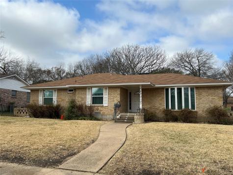 813 Misty Glen Drive Desoto TX 75115