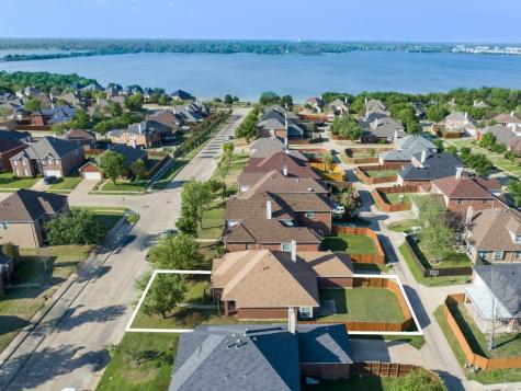 4518 Southampton Boulevard Garland TX 75043