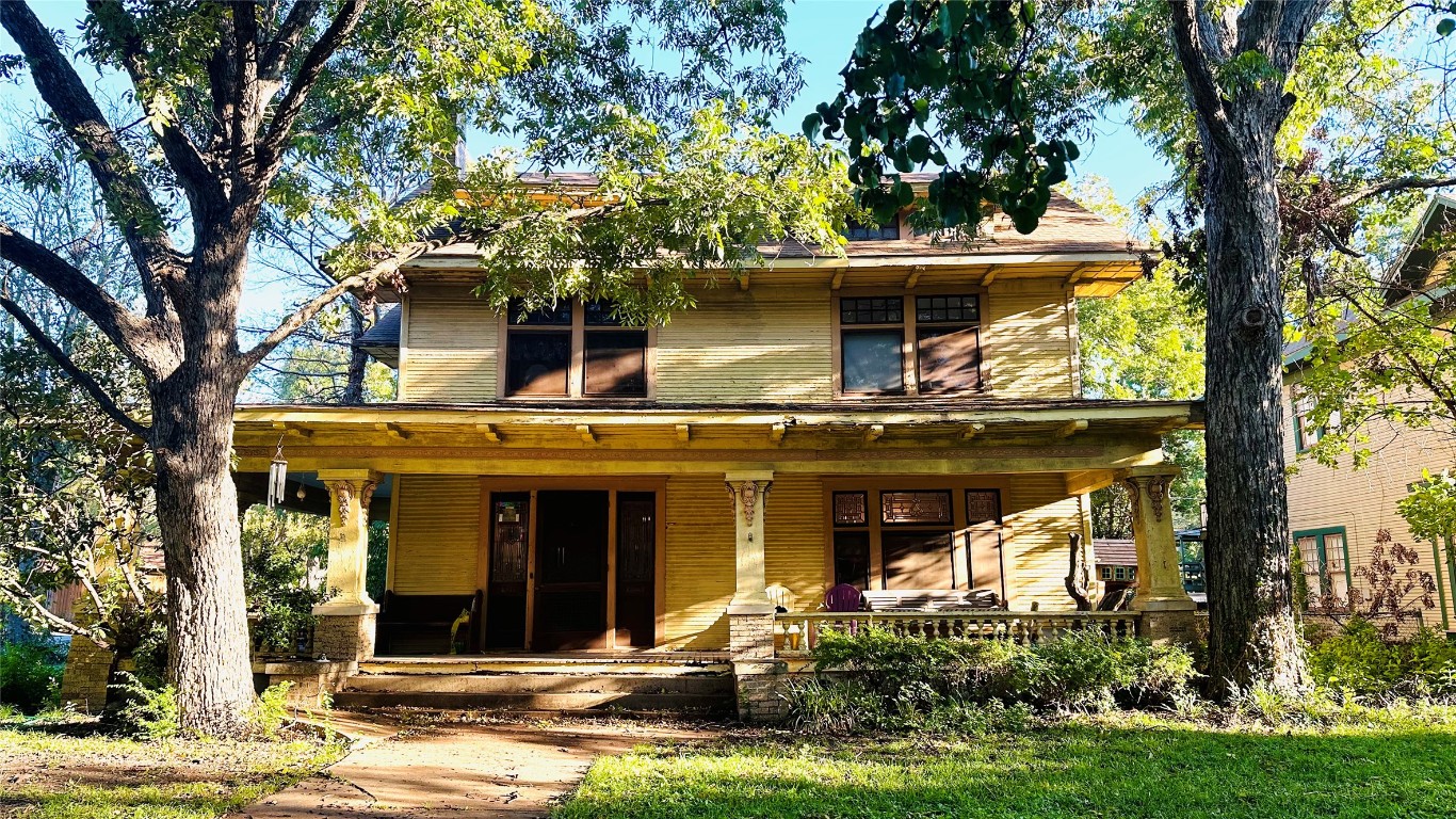 4940 Worth Street Dallas TX 75214