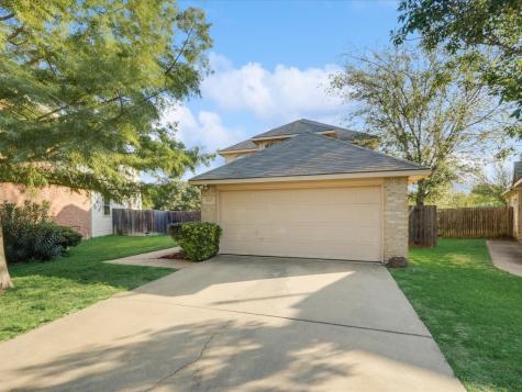 5037 Glenscape Trail Fort Worth TX 76137
