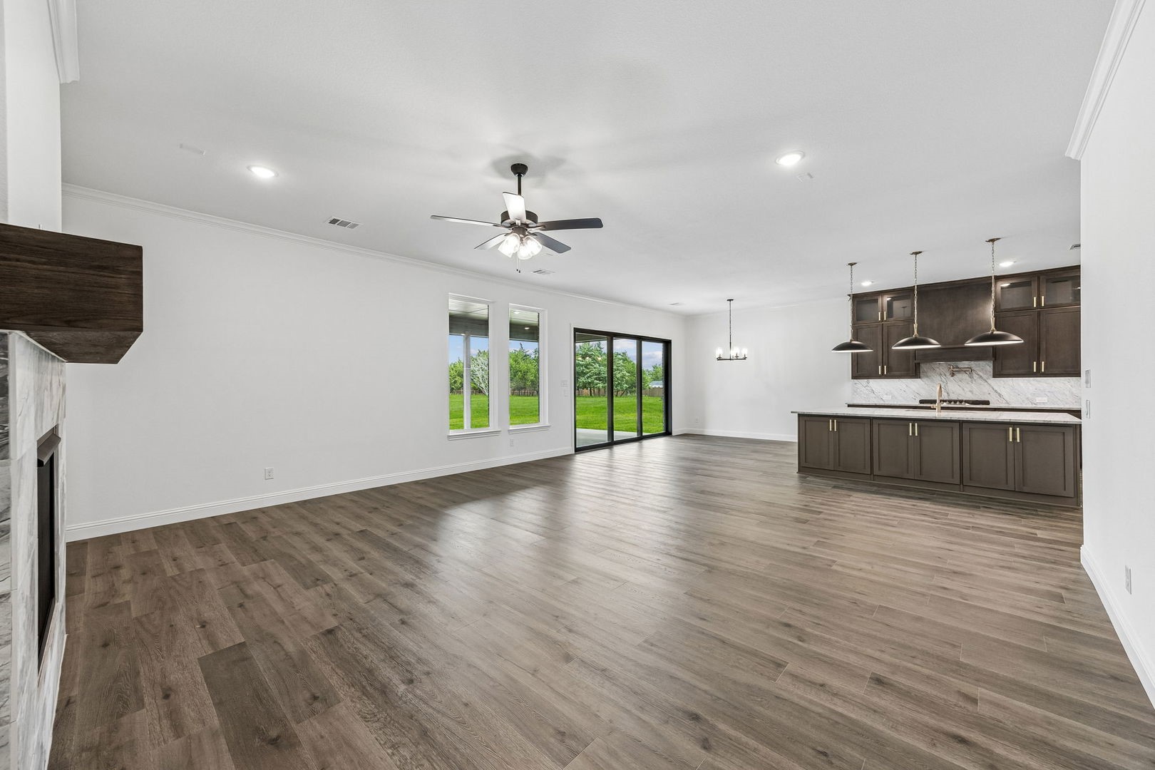 4811 Bonanza Drive Midlothian TX 76065