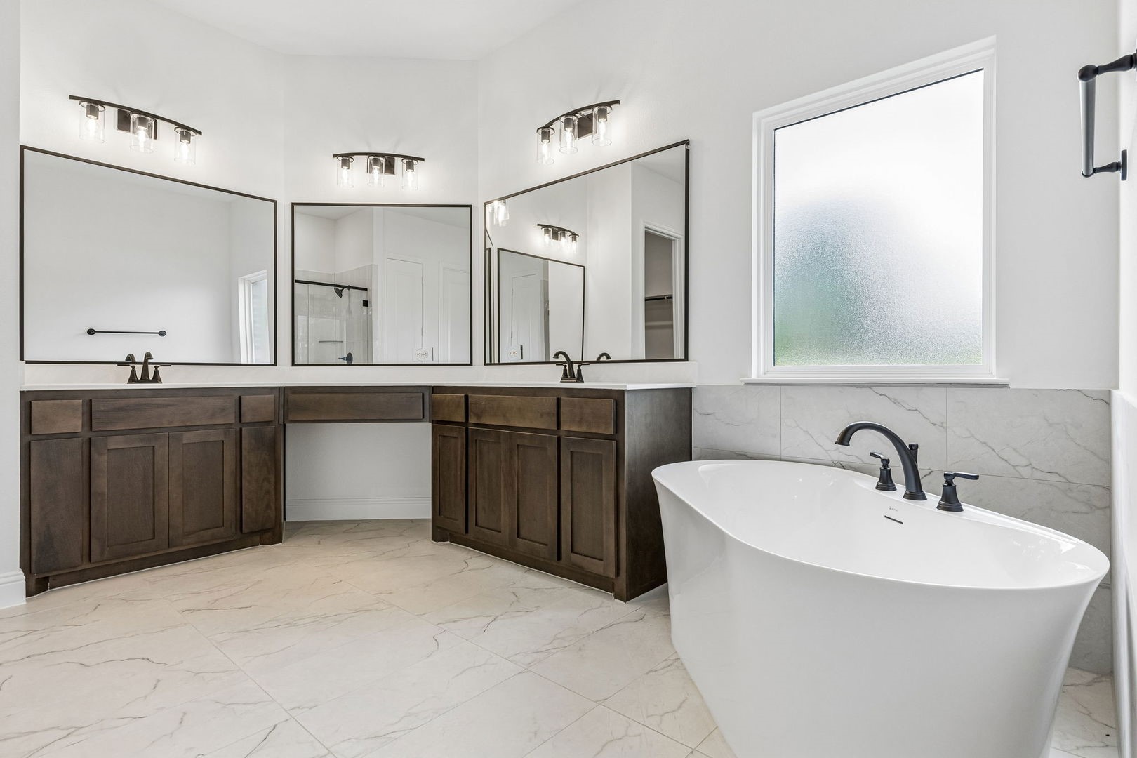 4811 Bonanza Drive Midlothian TX 76065