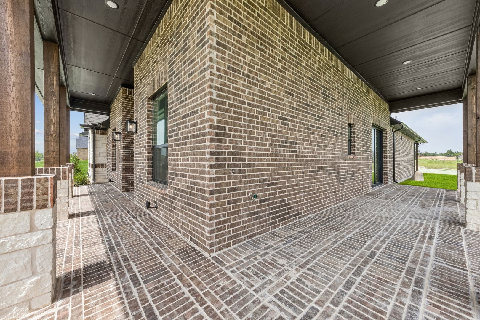 4811 Bonanza Drive Midlothian TX 76065