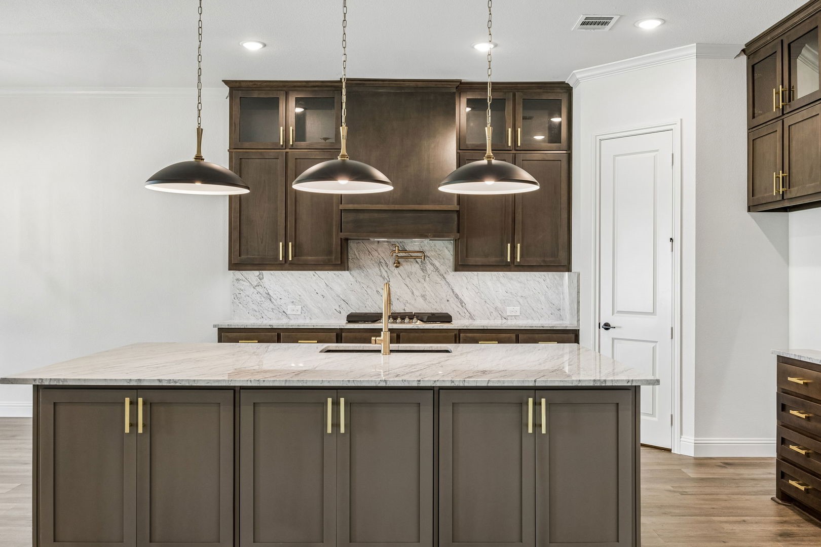 4811 Bonanza Drive Midlothian TX 76065