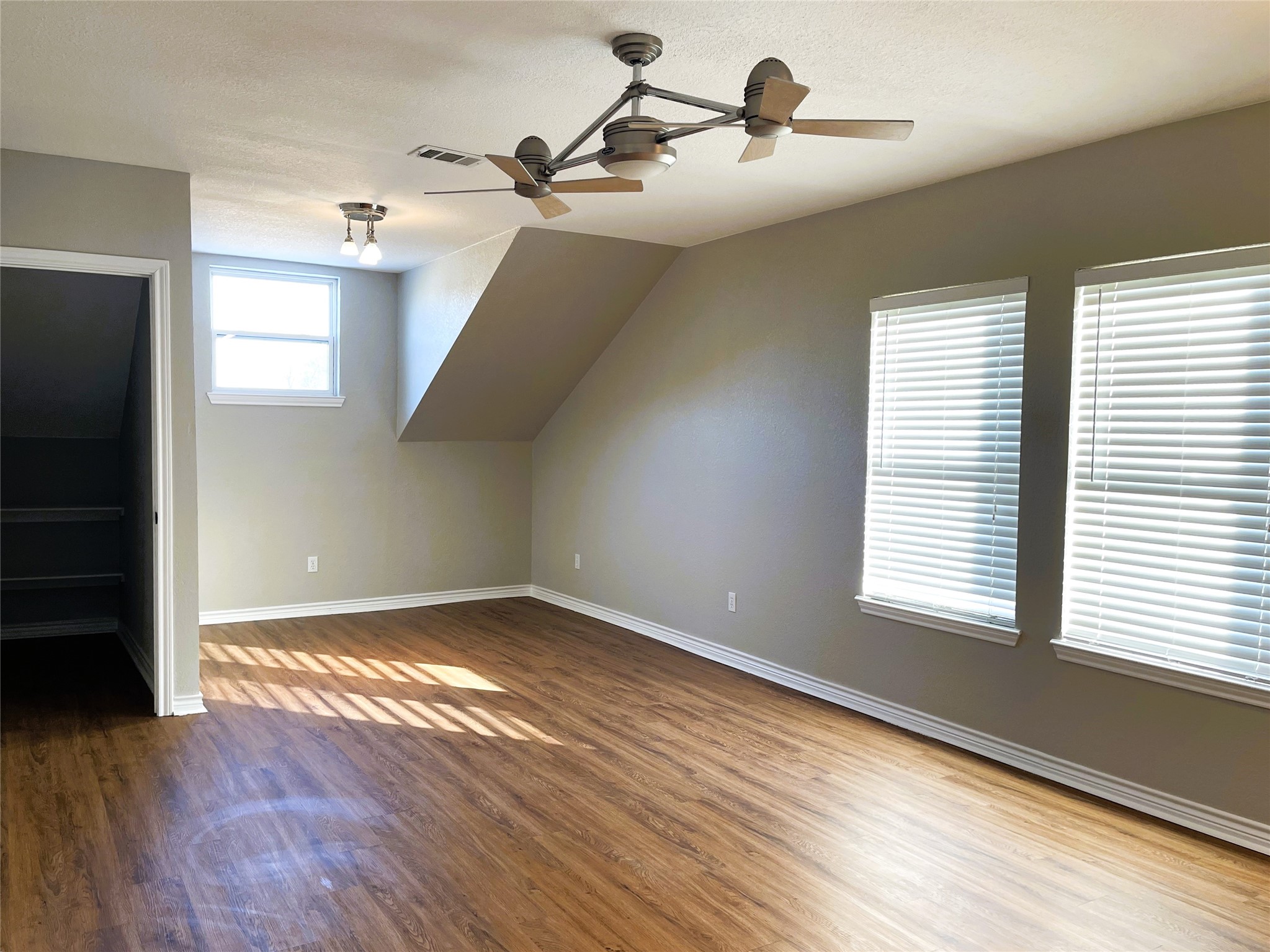 107 S Highway 14 Wortham TX 76693