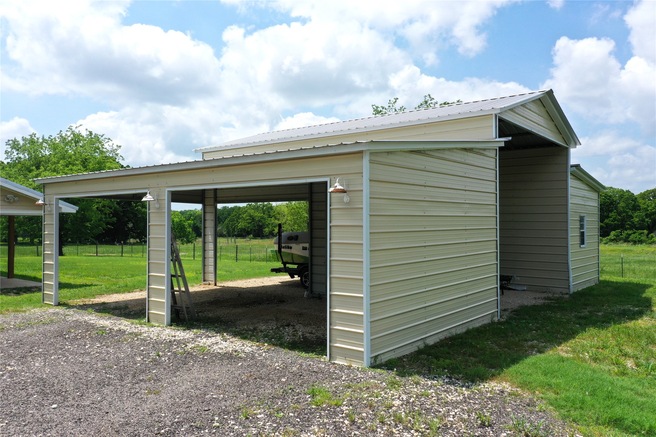 107 S Highway 14 Wortham TX 76693