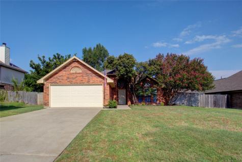 613 Reeves Lane Kennedale TX 76060