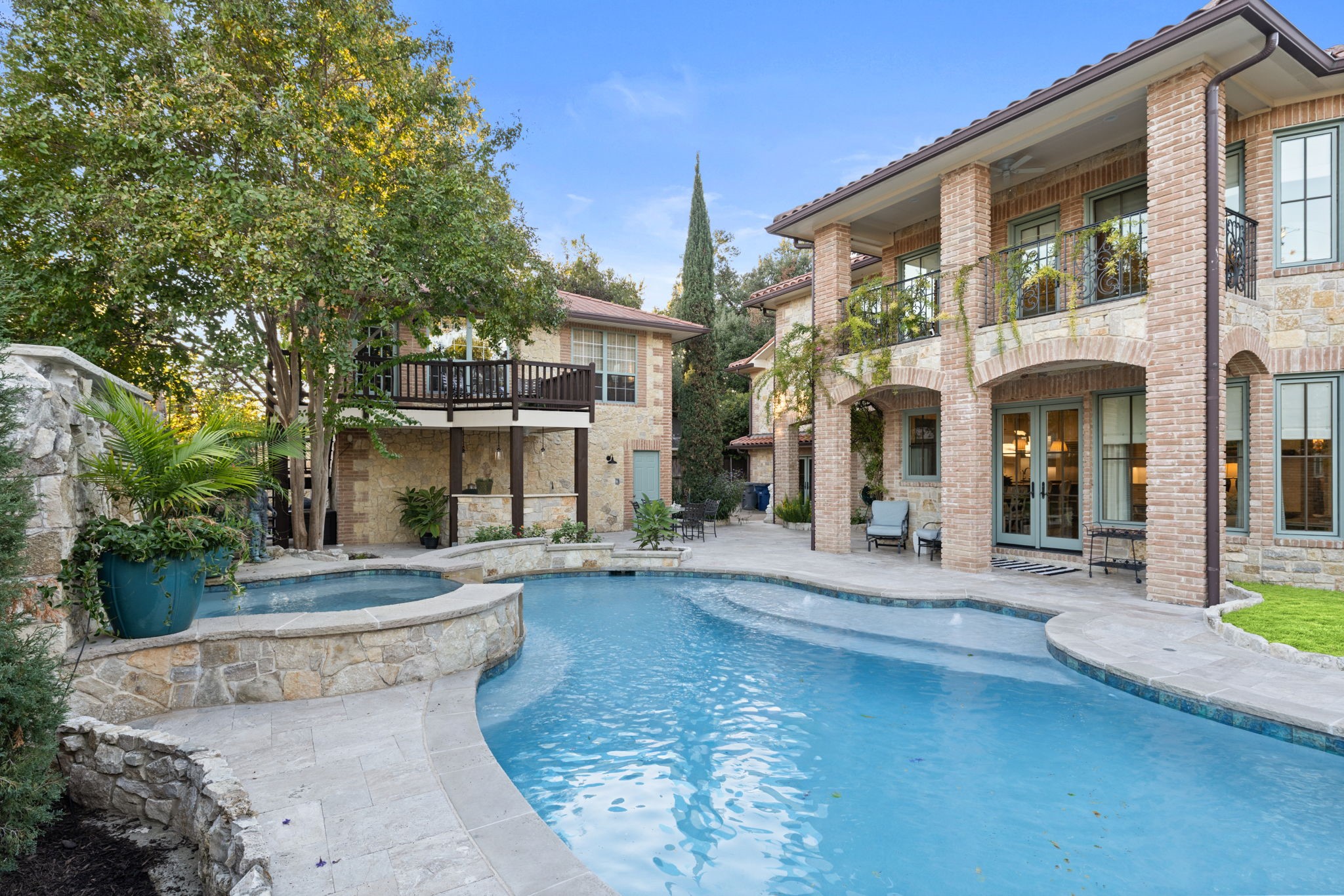 7130 Brookcove Lane Dallas TX 75214