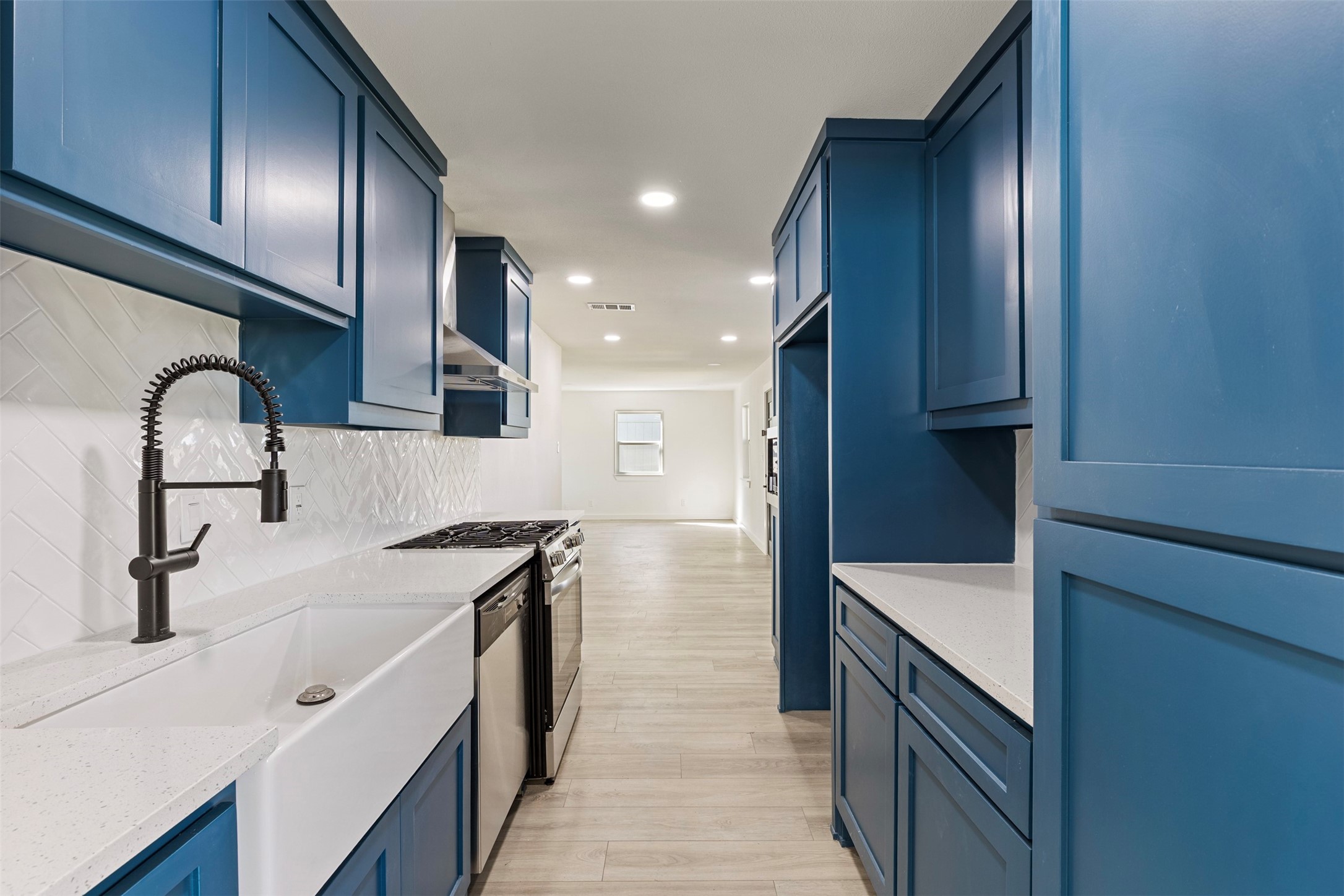 912 Wilkinson Drive Mesquite TX 75149