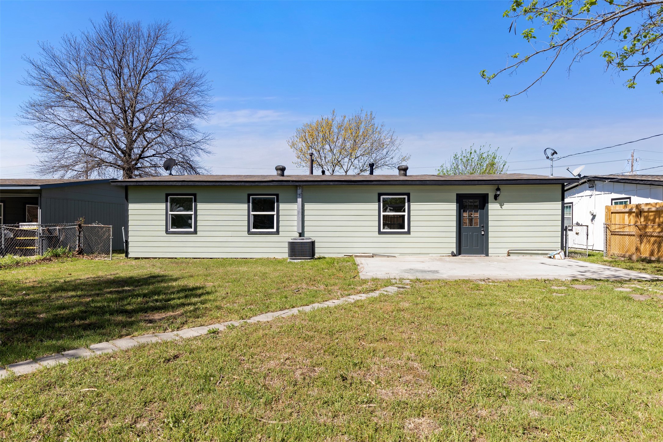 912 Wilkinson Drive Mesquite TX 75149