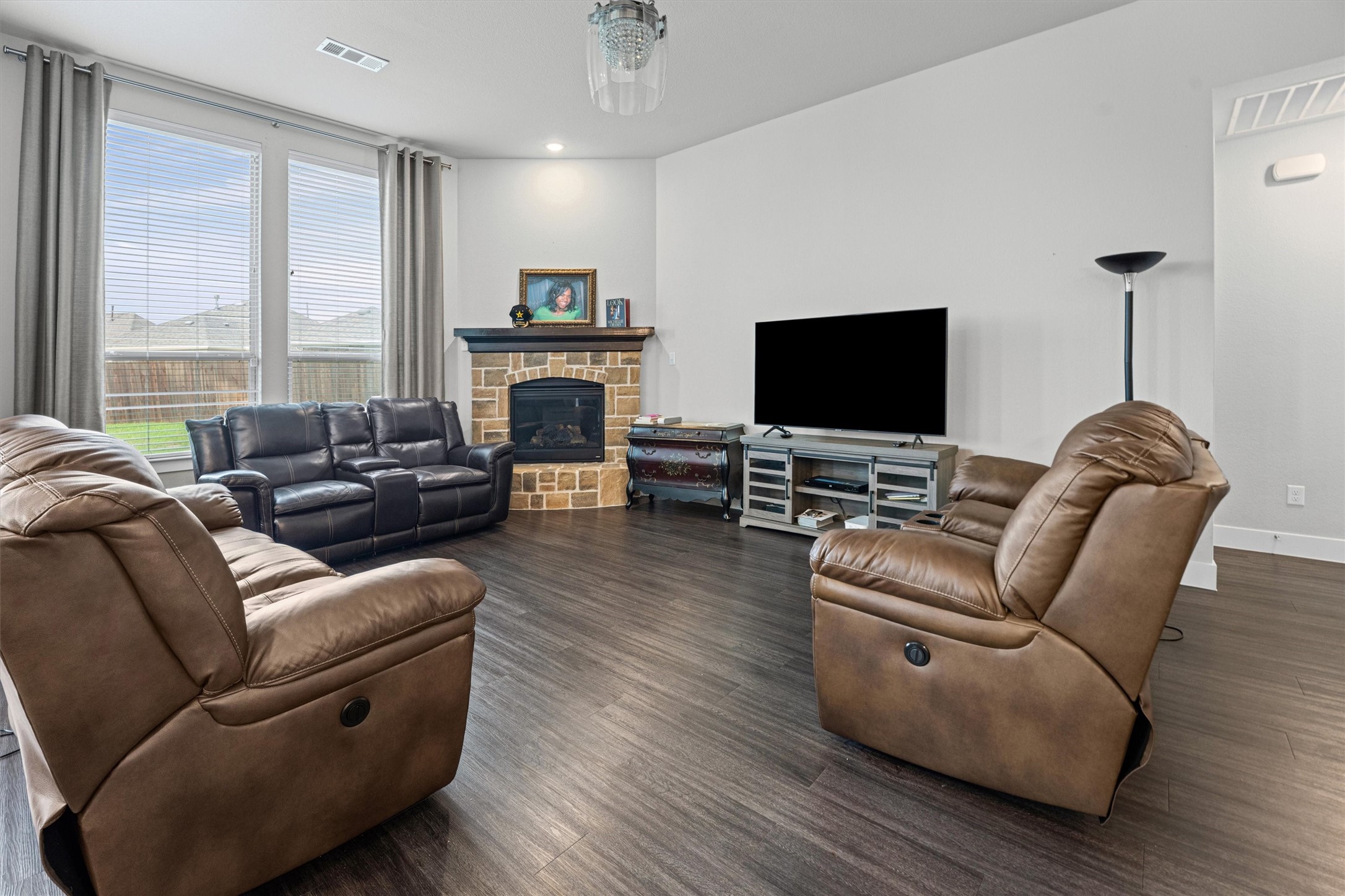 1553 Sugarberry Drive Forney TX 75126