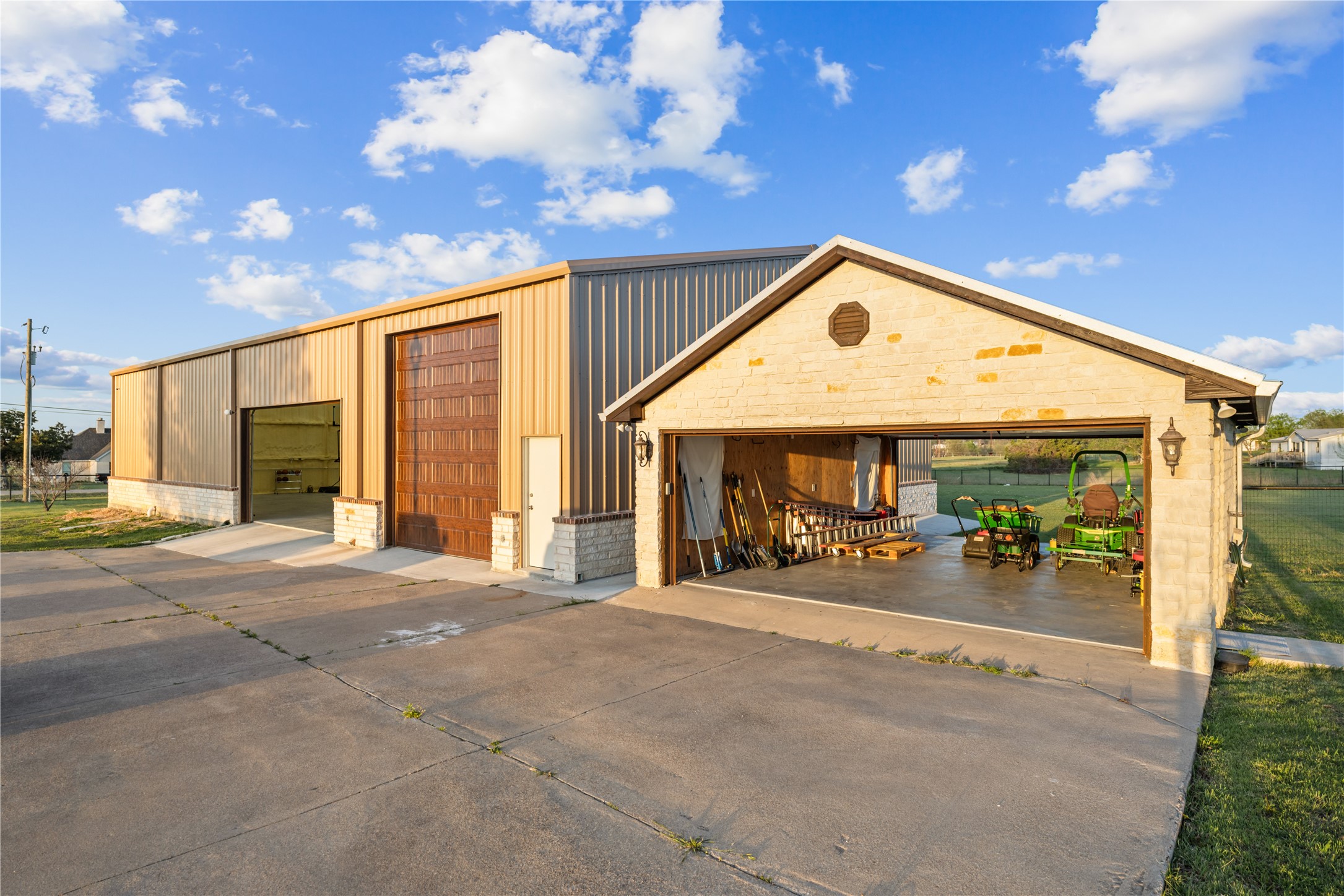 6925 Sky Road Joshua TX 76058