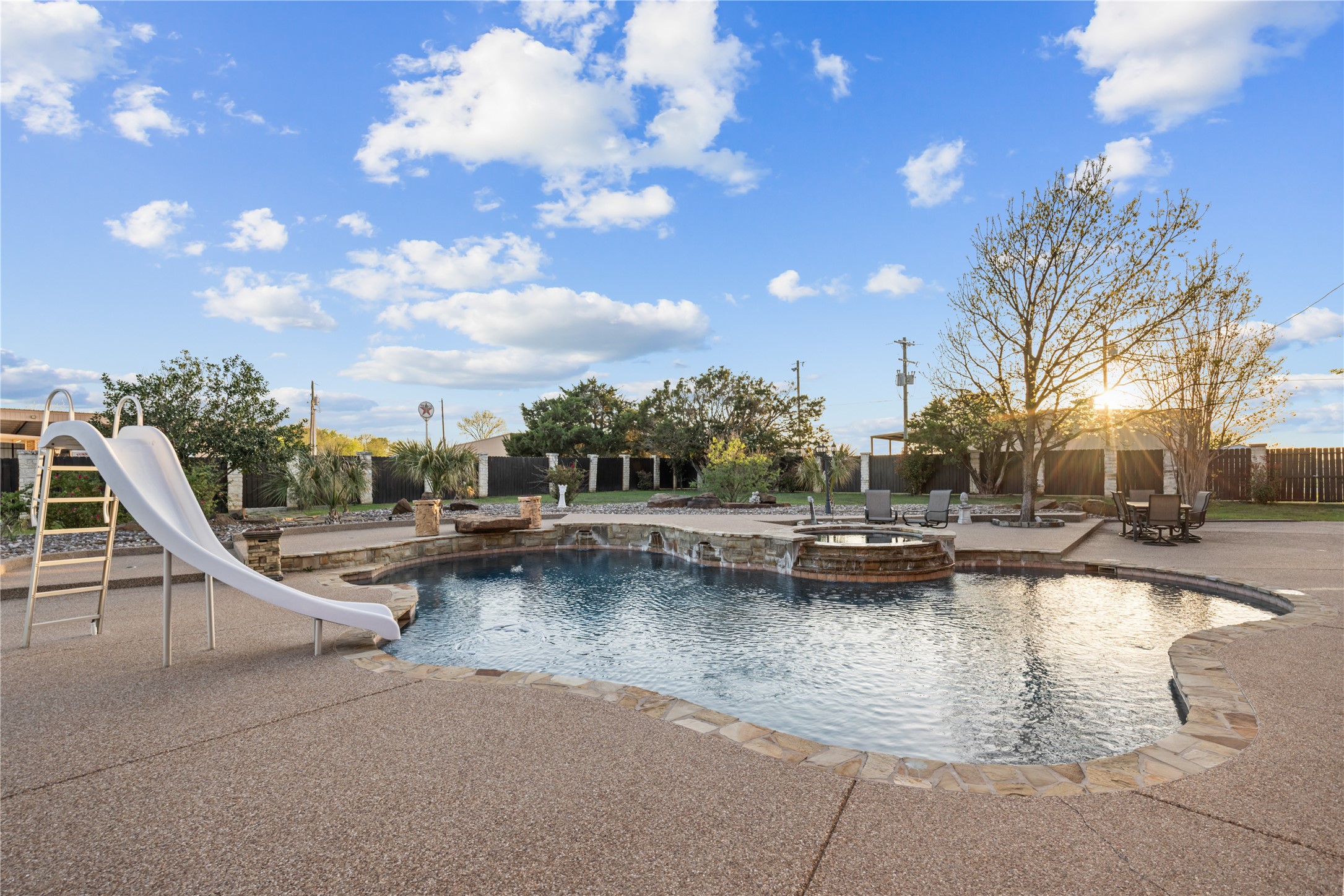 6925 Sky Road Joshua TX 76058