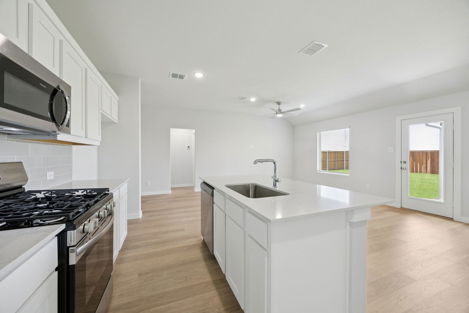 946 Olive Drive Lavon TX 75166