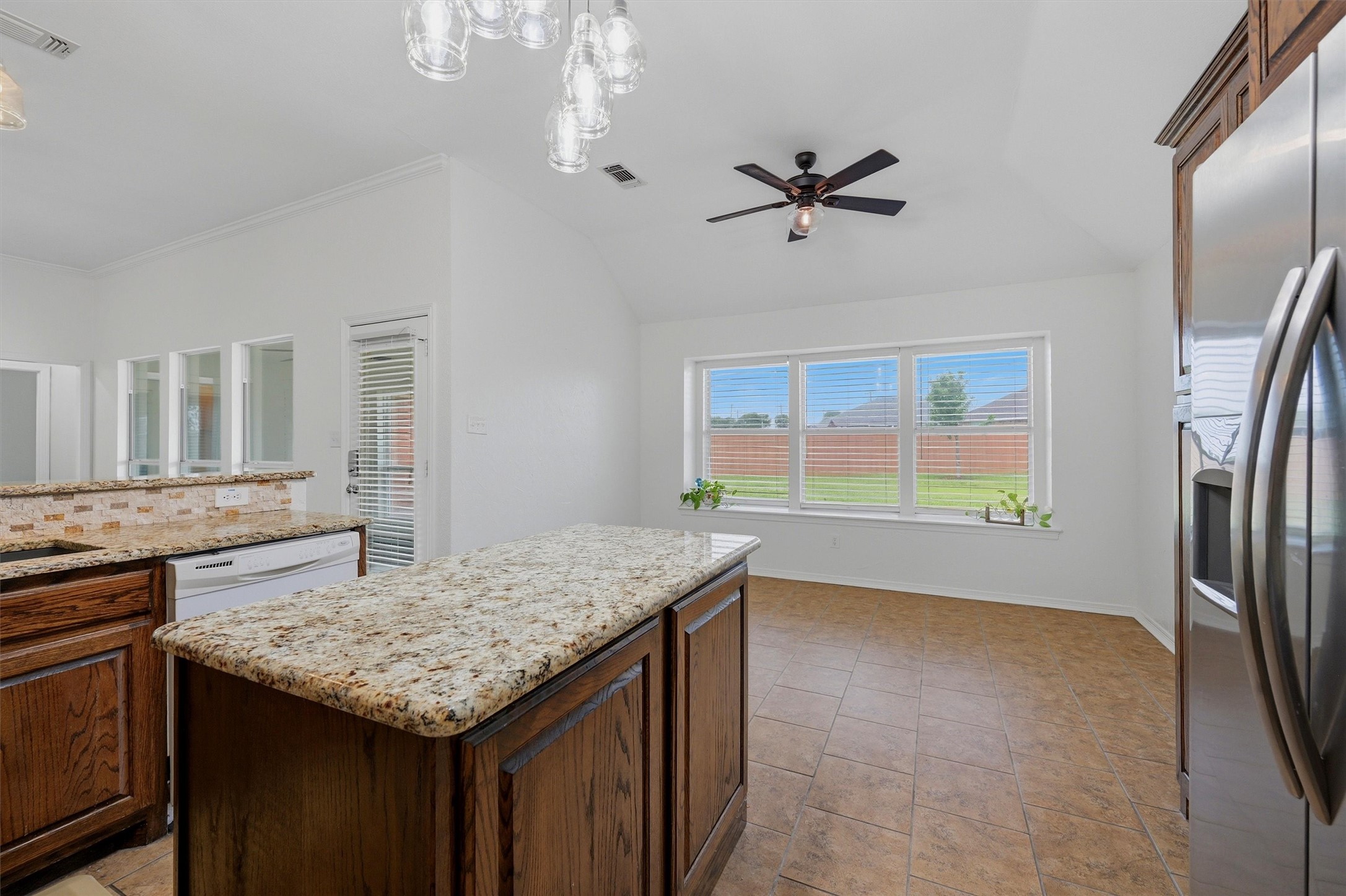 806 Birch Circle Van Alstyne TX 75495