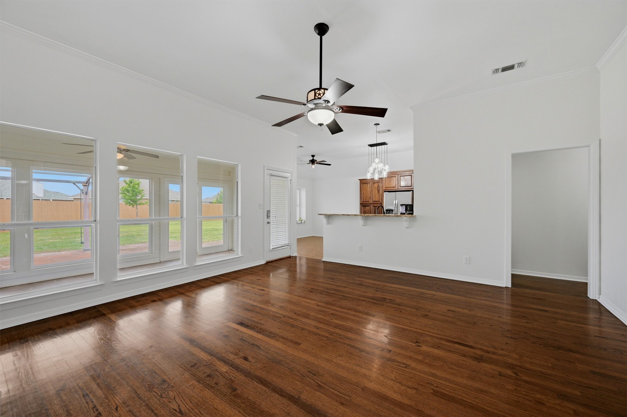 806 Birch Circle Van Alstyne TX 75495