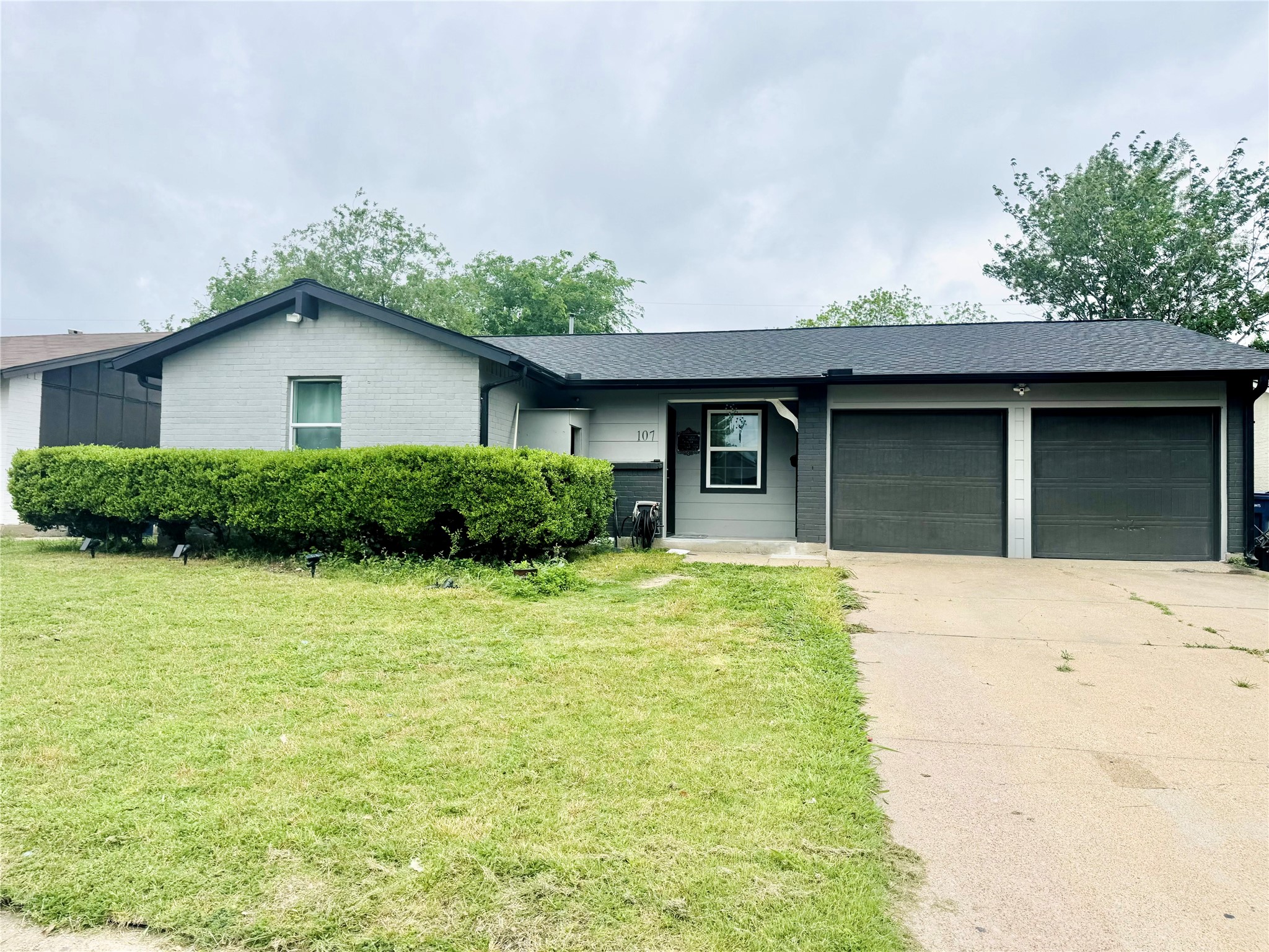 107 N Forest Crest Drive Garland TX 75042