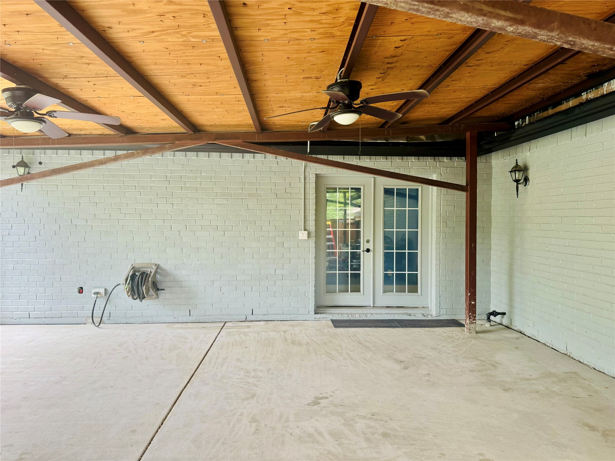 107 N Forest Crest Drive Garland TX 75042