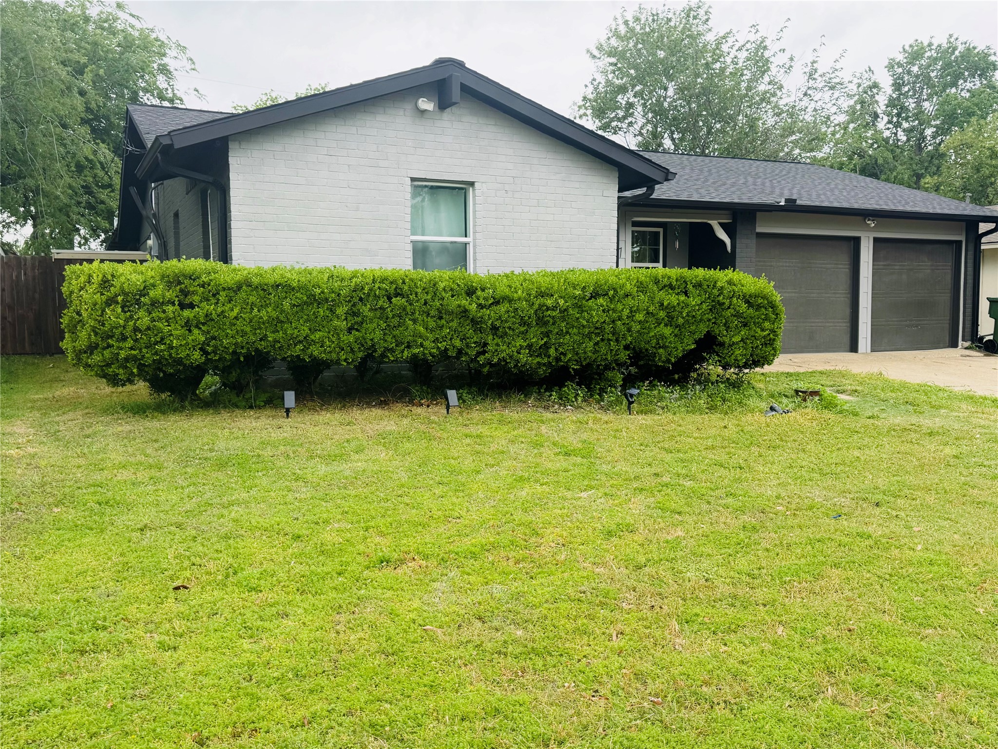 107 N Forest Crest Drive Garland TX 75042