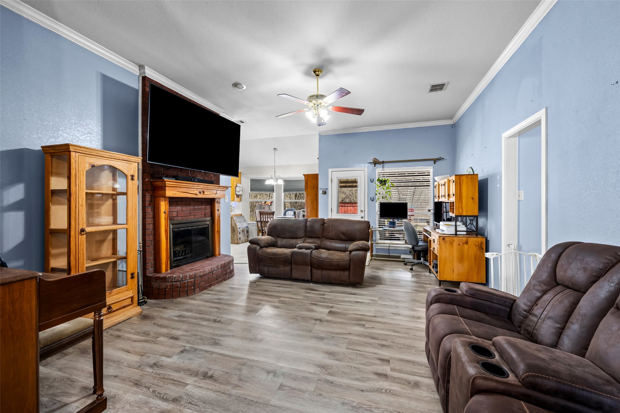 7698 Fm 920 Poolville TX 76487