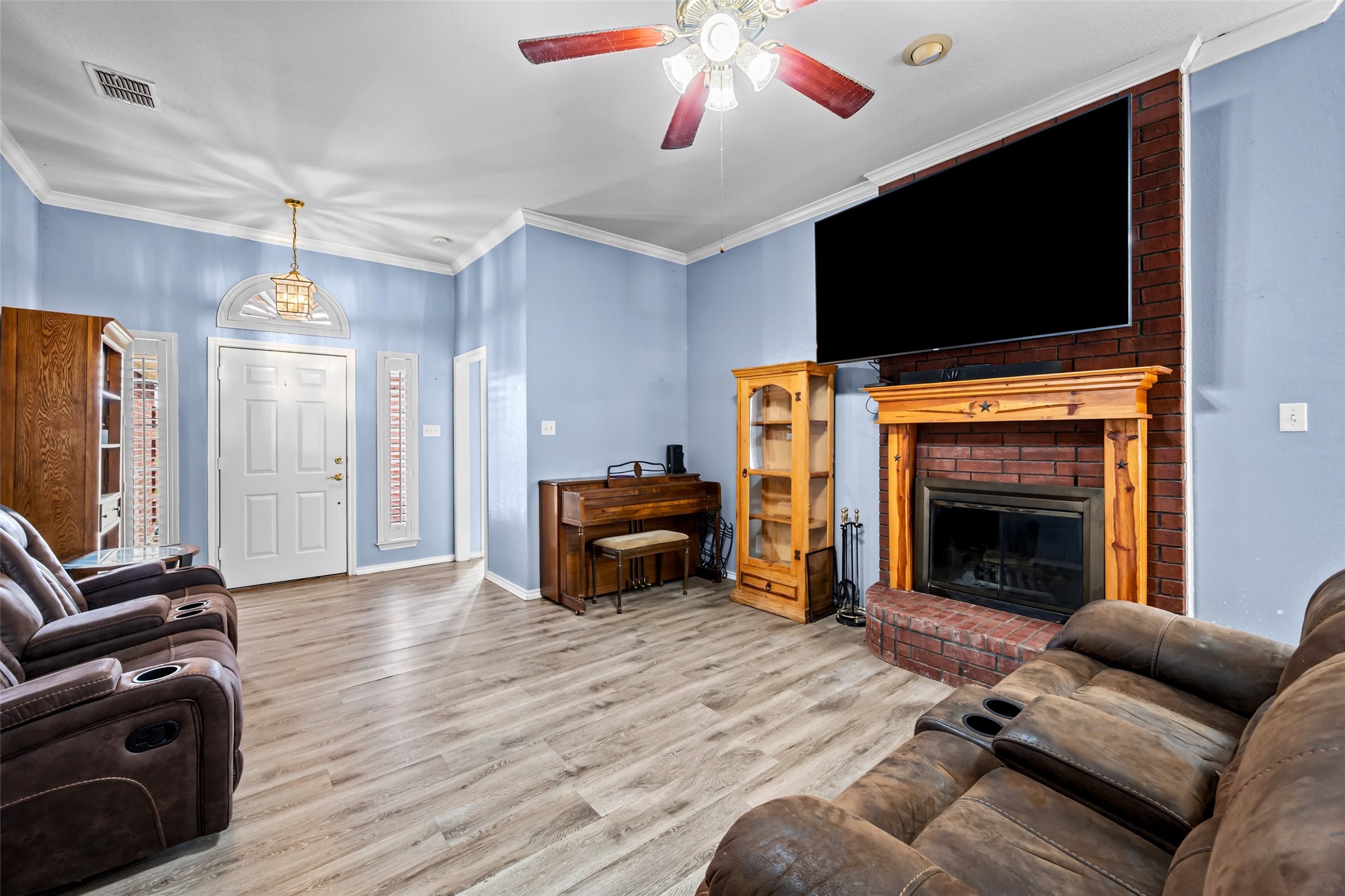 7698 Fm 920 Poolville TX 76487
