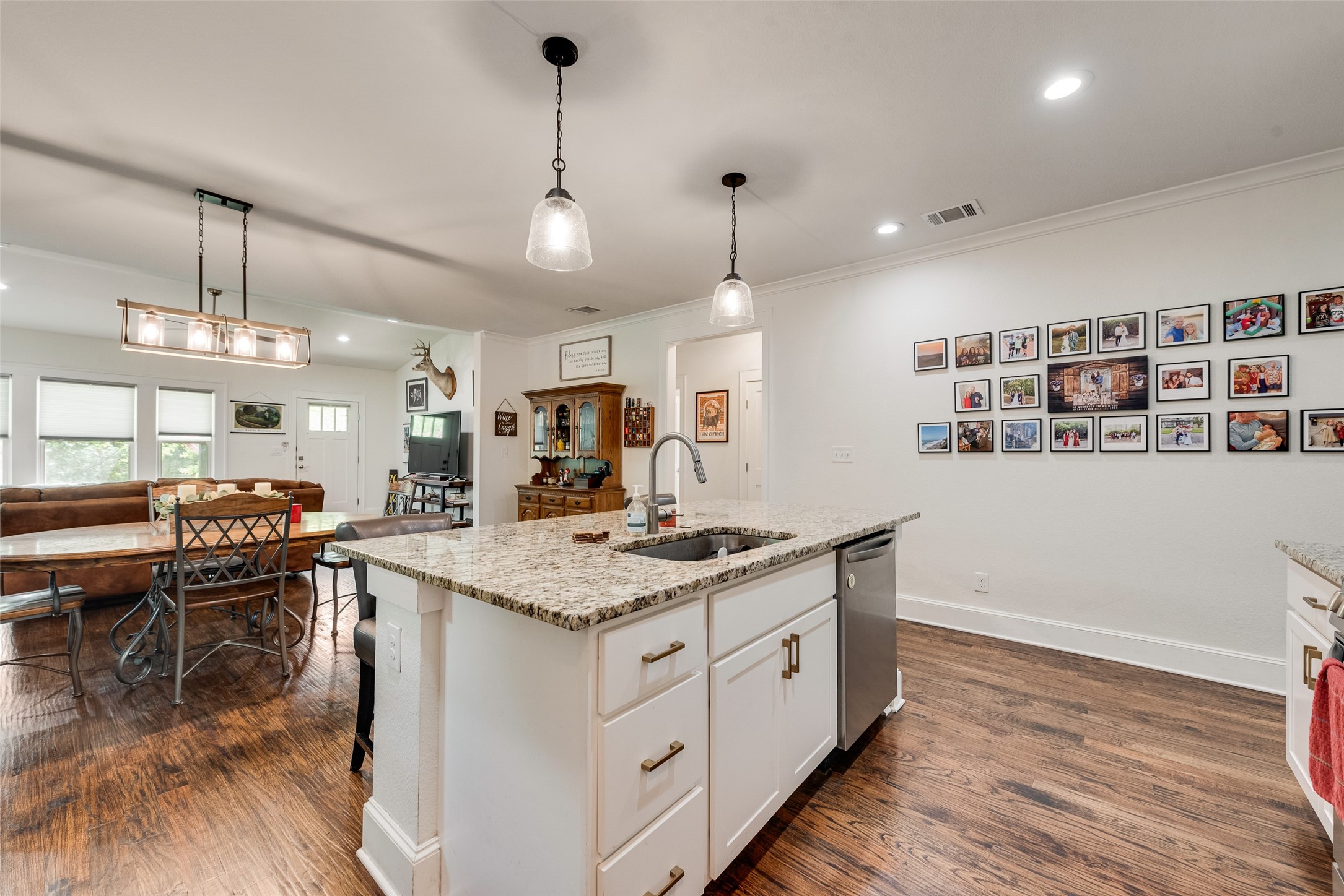 2216 Western Avenue Fort Worth TX 76107