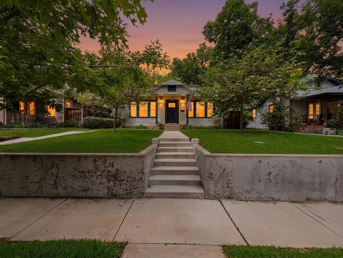 2216 Western Avenue Fort Worth TX 76107