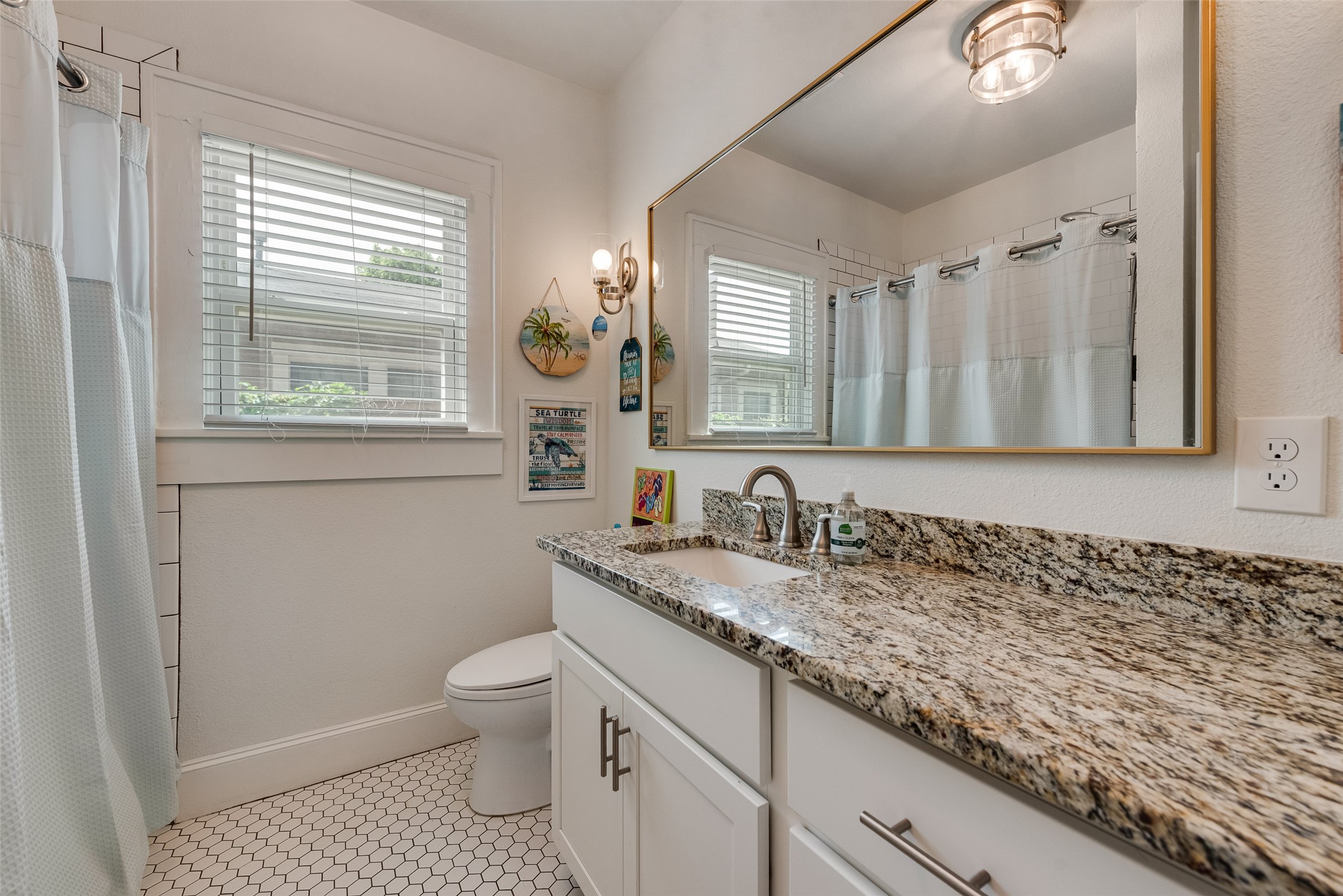 2216 Western Avenue Fort Worth TX 76107