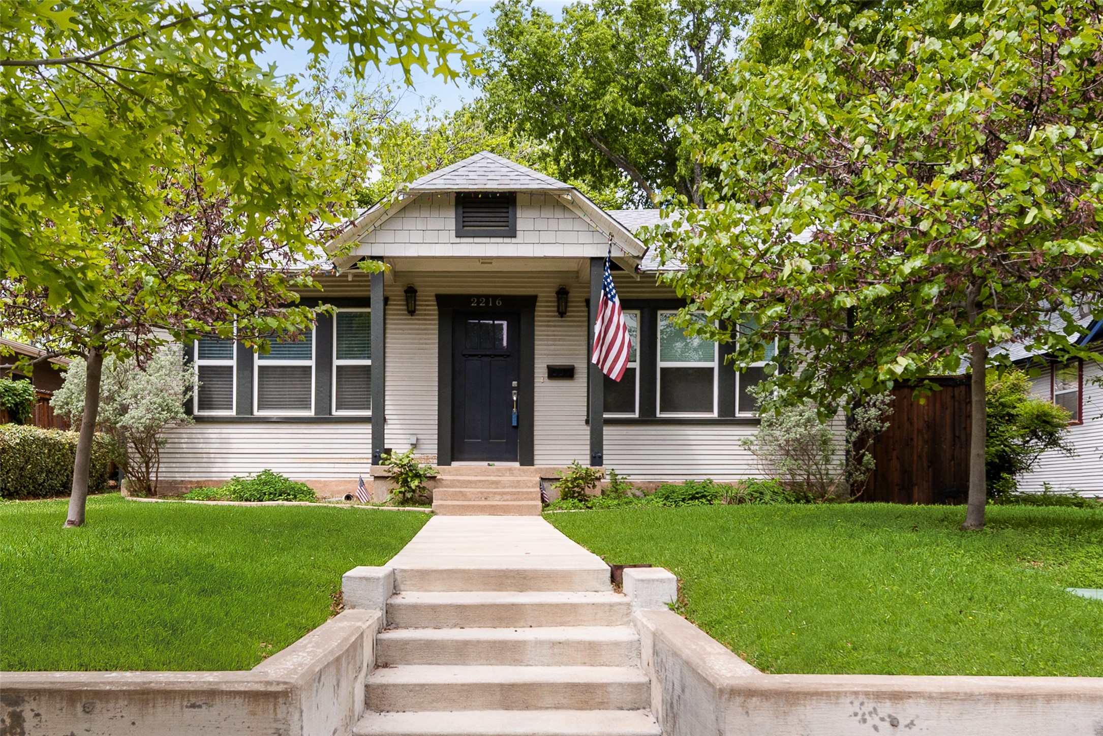 2216 Western Avenue Fort Worth TX 76107