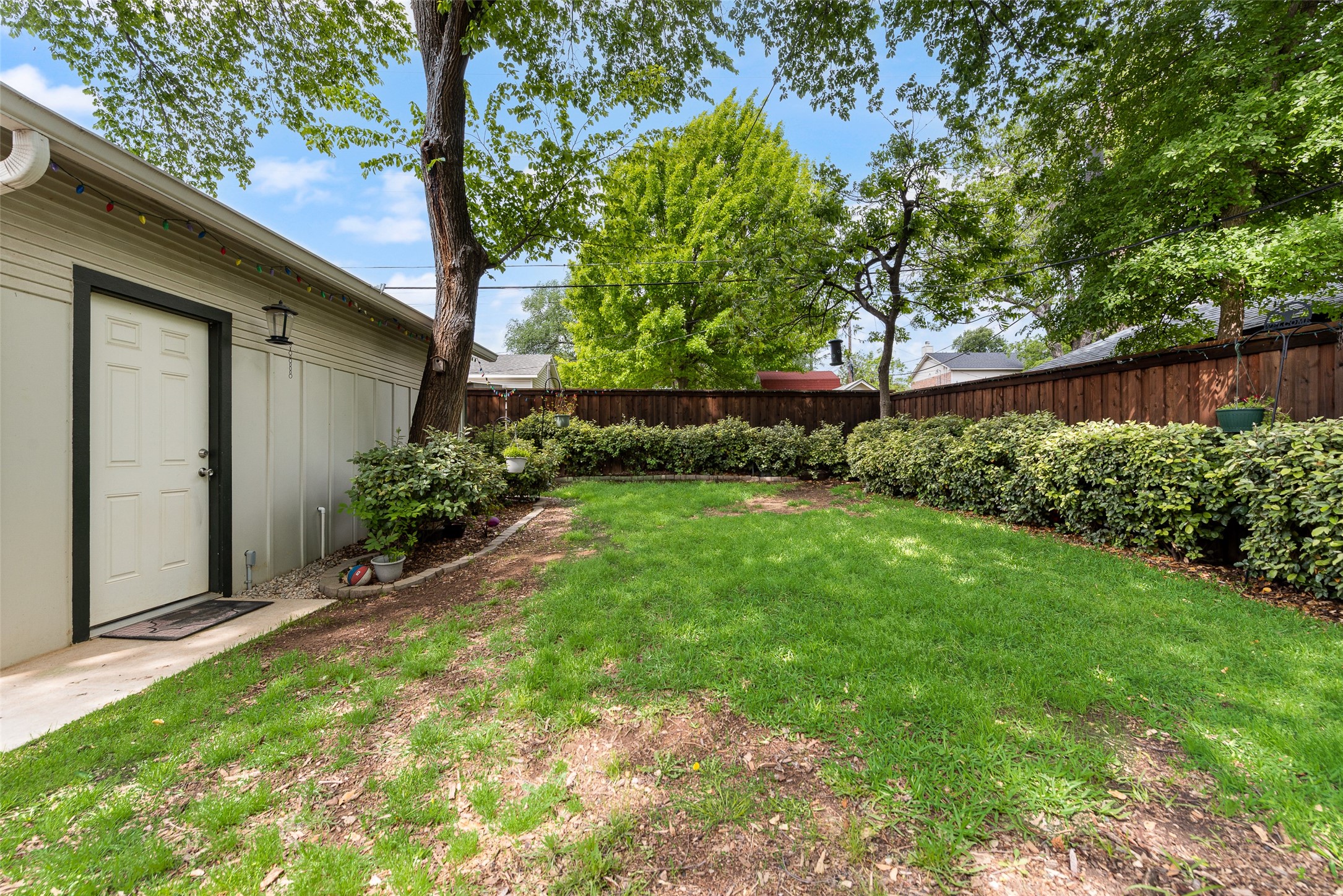 2216 Western Avenue Fort Worth TX 76107