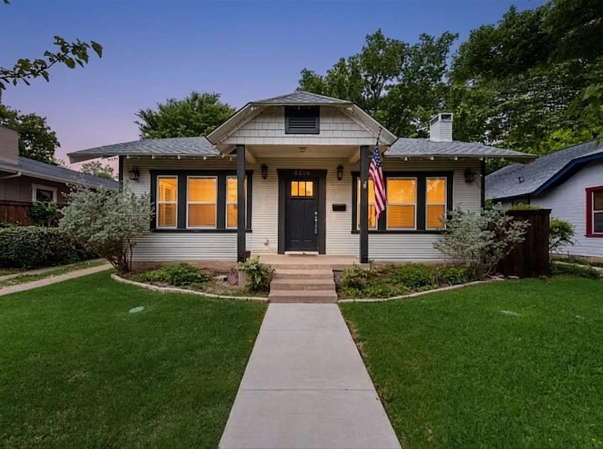 2216 Western Avenue Fort Worth TX 76107