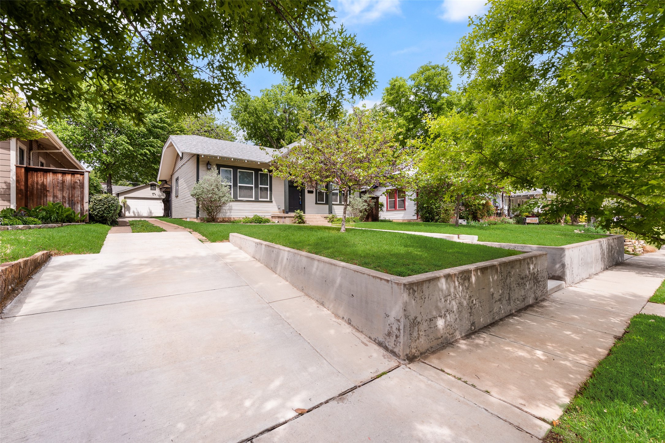 2216 Western Avenue Fort Worth TX 76107